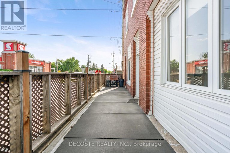 29247092/1-mechanic-street-e/maxville/north-glengarry/ontario/K0C1T0_41