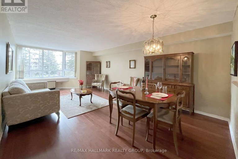 28237793/303-80-sandcastle-drive/leslie-park/ottawa/ontario/K2H9E7_7