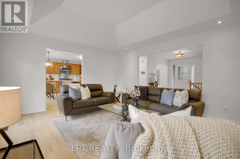 29064308/5719-stuewe-drive/manotick-east-to-manotick-station/ottawa/ontario/K4M1L2_13