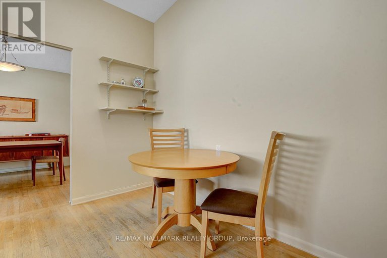 29360557/629-glenhurst-crescent/beacon-hill-north/ottawa/ontario/K1J7B6_21