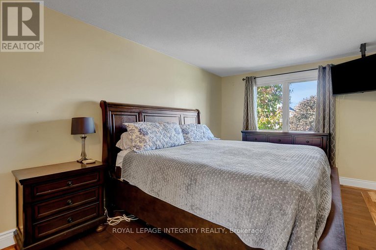 29057303/1142-elmlea-drive/beacon-hill-south/ottawa/ontario/K1J6V9_14