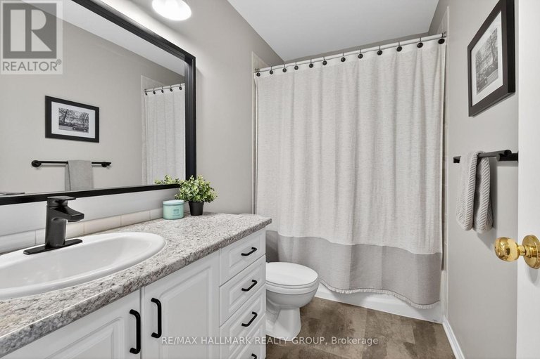 29559732/74-404-hillsboro-private/emerald-meadowstrailwest/ottawa/ontario/K2M3B2_21