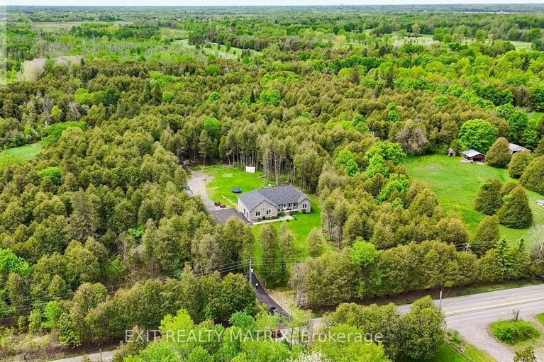 28354230/2070-8th-line-road/osgoode-twp-north-of-reg-rd-6/ottawa/ontario/K0A2P0_33