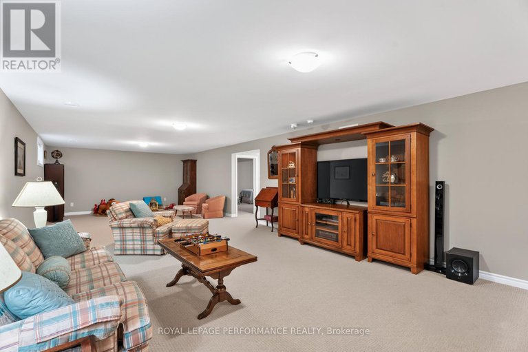 28914598/88-des-rails-street/town-of-rockland/clarence-rockland/ontario/K4K0K2_28