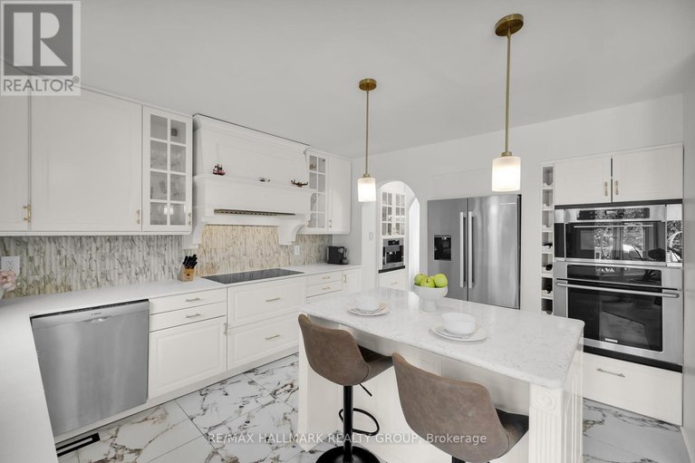 28625672/16-allenby-road/morgans-grantsouth-march/ottawa/ontario/K2K2H2_12