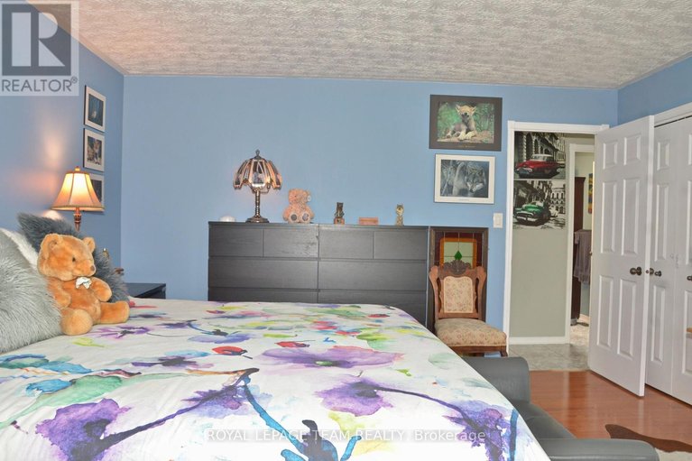 29617818/11708-breezewood-avenue-s/south-dundas-matilda-twp/south-dundas/ontario/K0C1X0_13