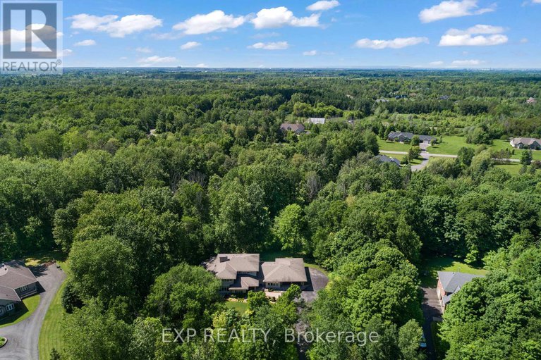 28739772/5759-queenscourt-crescent/manotick-east-to-manotick-station/ottawa/ontario/K4M1K3_6