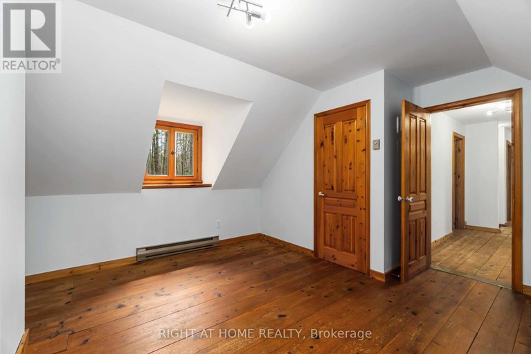 28955195/101-myrtle-lane/constance-bay/ottawa/ontario/K0A3M0_30
