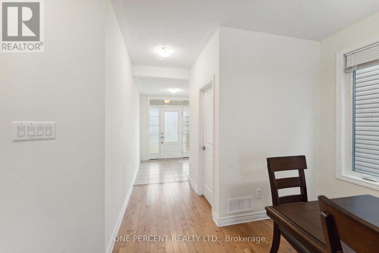 28251725/552-genevriers-street/avalon-west/ottawa/ontario/K4A3W4_3