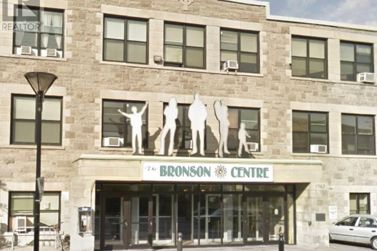 29682404/180-cambridge-street-n/west-centre-town/ottawa/ontario/K1R7A9_32