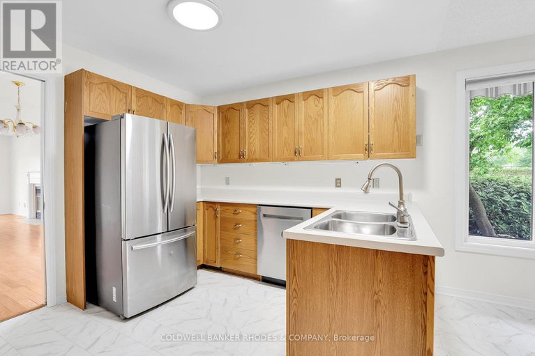 28395342/62-beechfern-drive/stittsville-central/ottawa/ontario/K2S1E3_15