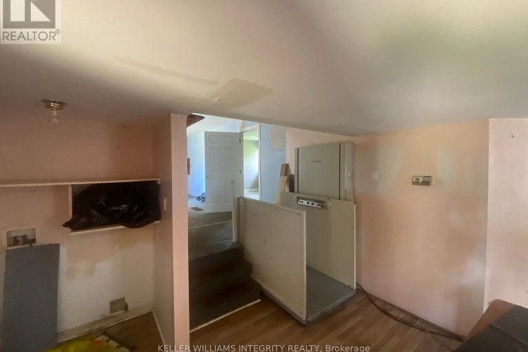 28127575/2415-du-lac-road/clarencerockland-twp/clarence-rockland/ontario/K0A3N0_29