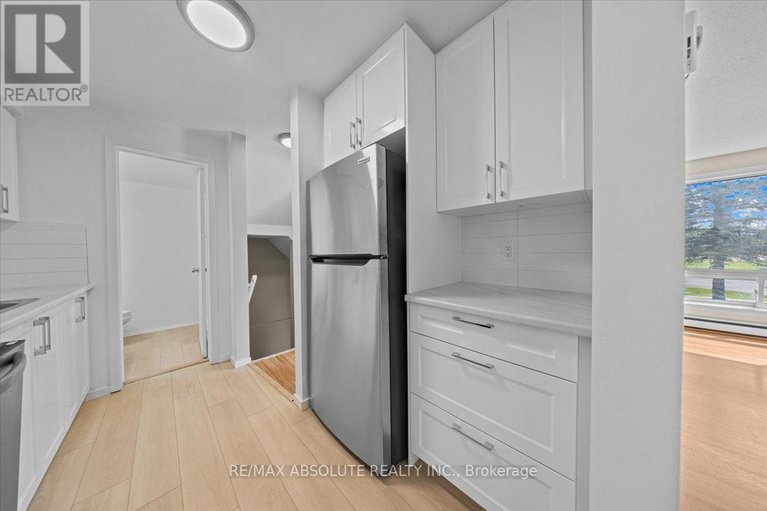 28622450/69a-750-st-andre-drive/hiawatha-parkconvent-glen/ottawa/ontario/K1C4S2_18