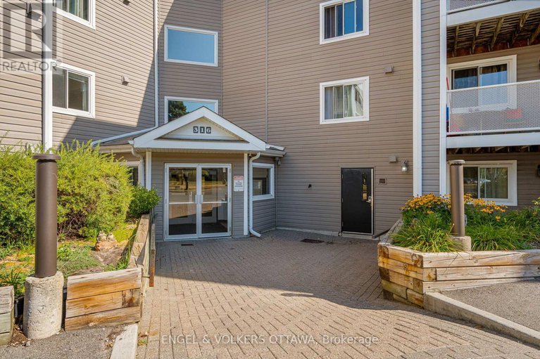 28773984/202-316-lorry-greenberg-drive/hunt-club-parkgreenboro/ottawa/ontario/K1T2P4_2