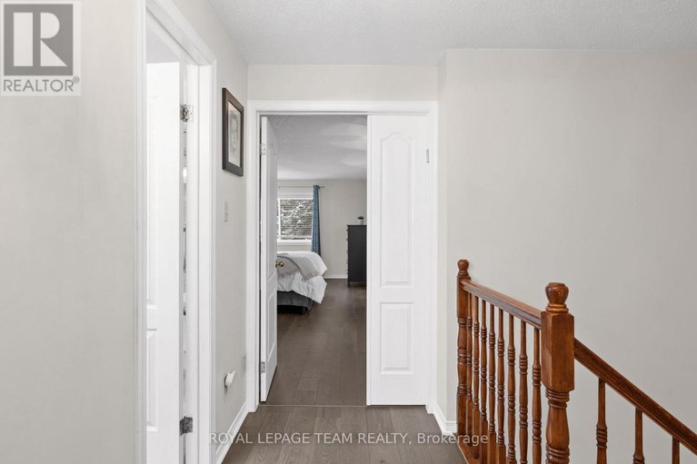 29209332/27-sandcliffe-terrace/centrepointe/ottawa/ontario/K2G5Y2_21