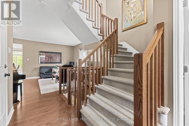 28618074/372-antigonish-avenue/springridgeeast-village/ottawa/ontario/K4A0T9_3