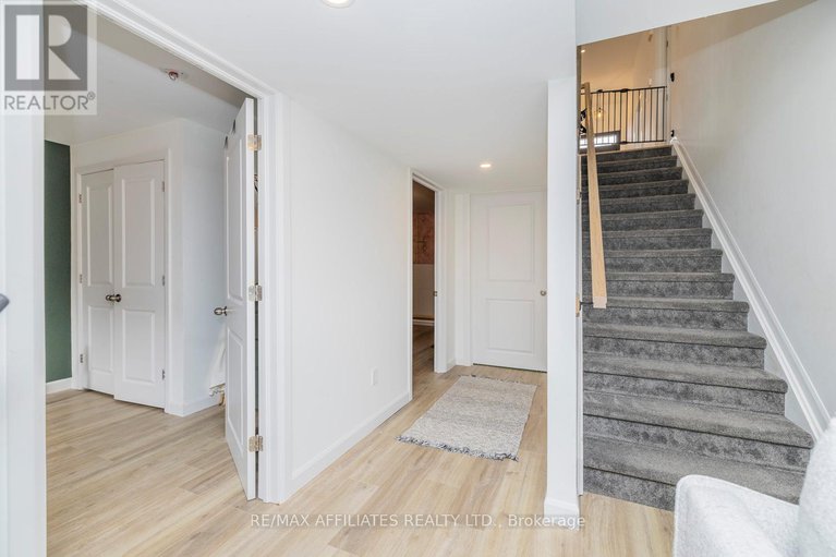 28611360/20-elmer-west-street/almonte/mississippi-mills/ontario/K0A1A0_26