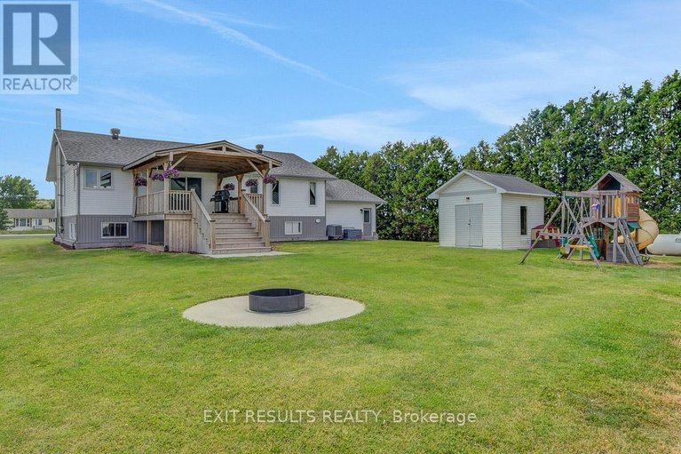 29689053/1887-champlain-street-e/clarencerockland-twp/clarence-rockland/ontario/K0A1N0_27