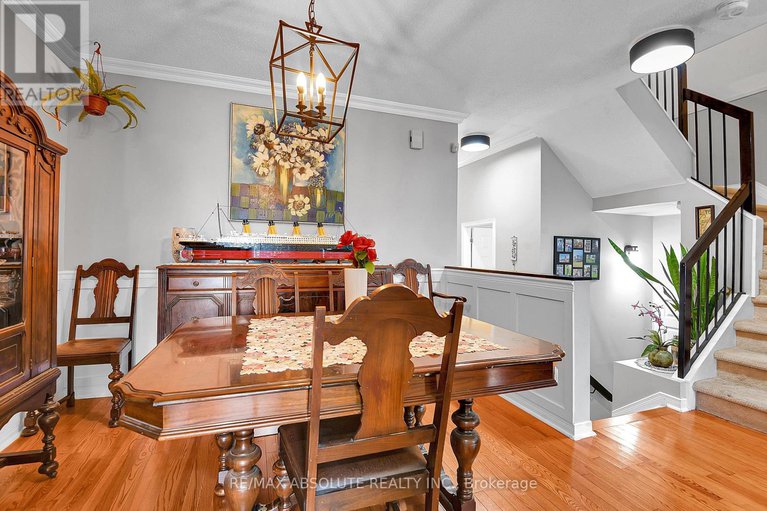 28640841/6142-arbourwood-drive/chapel-hill/ottawa/ontario/K1C7K8_10