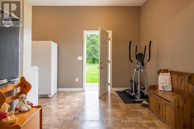 28566793/1221-drummond-con-1-concession/drummondnorth-elmsley-north-elmsley-twp/drummondnorth-elmsley/ontario/K7H3C3_21
