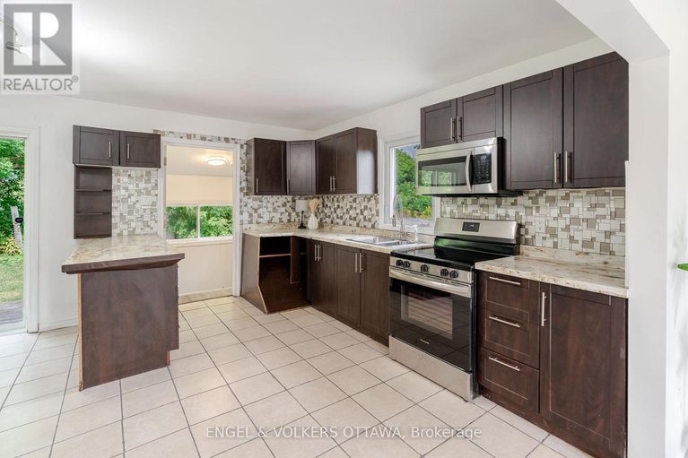 28821514/7321-snake-island-road/osgoode-twp-north-of-reg-rd-6/ottawa/ontario/K4P1N2_6