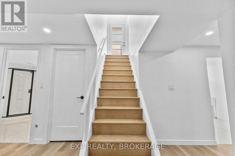 29279795/1502-farnsworth-avenue/alta-vista/ottawa/ontario/K1H7C3_29