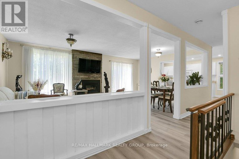 29444674/6-westdale-avenue/lakeview-park/ottawa/ontario/K2H5J3_24