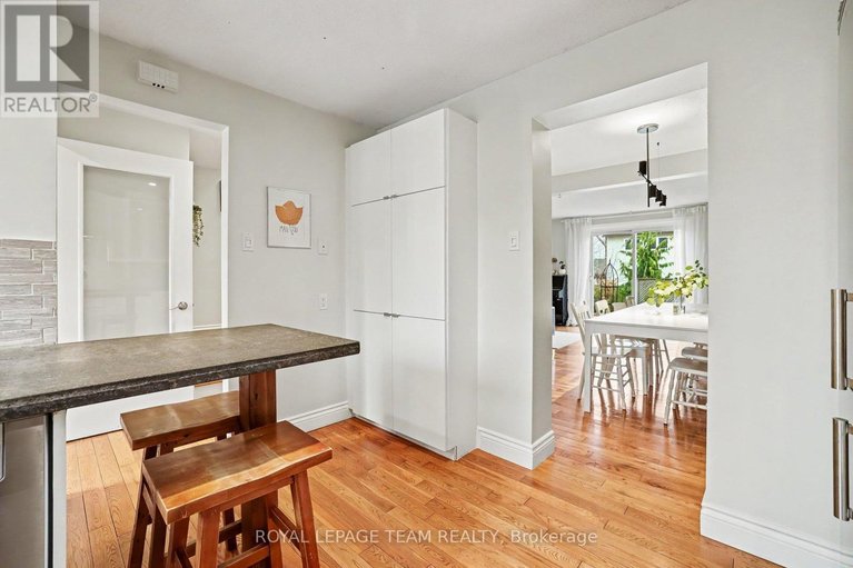 29671016/43-whelan-drive/pheasant-run/ottawa/ontario/K2J2A3_10