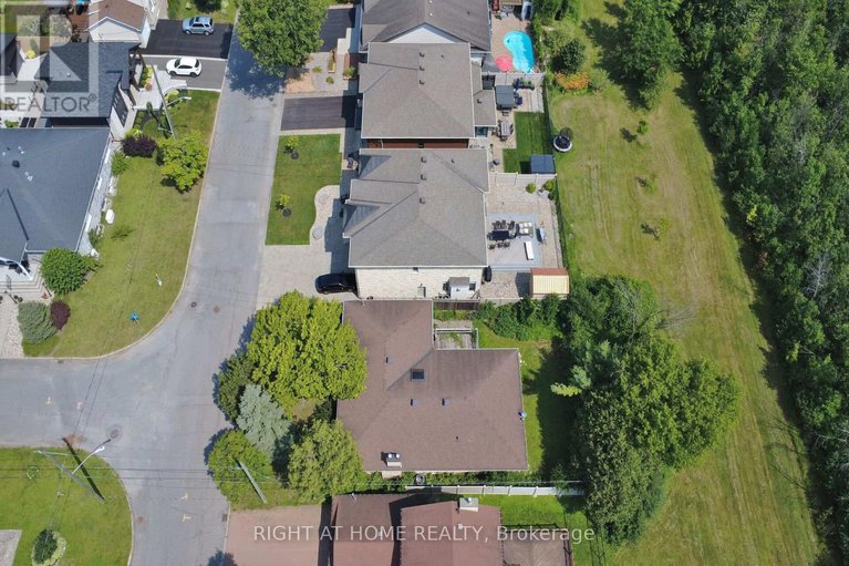 28631481/2257-prospect-avenue/alta-vista/ottawa/ontario/K1H7G2_39