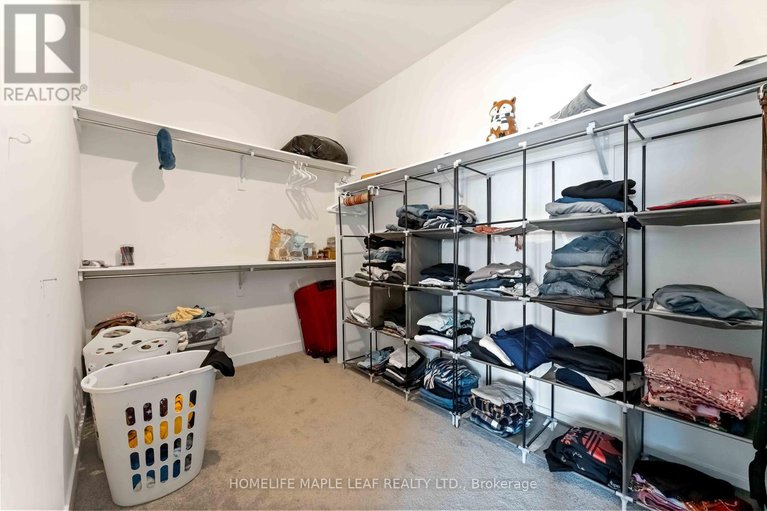 28816771/332-monticello-avenue/emerald-meadowstrailwest/ottawa/ontario/K2S2S5_15