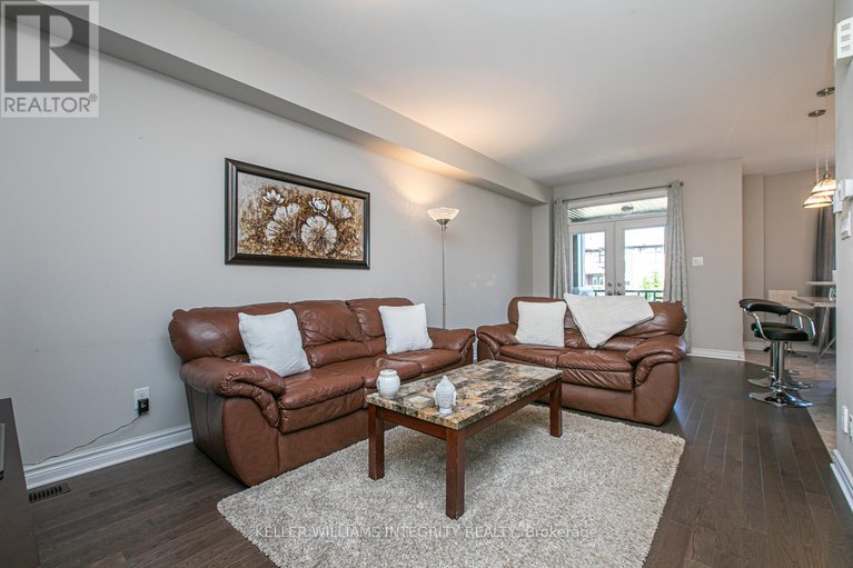 28382312/204-baltic-private/riverside-southgloucester-glen/ottawa/ontario/K4M0E2_13