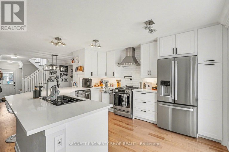 29252833/427-montserrat-street/stittsville-north/ottawa/ontario/K2S0L6_7