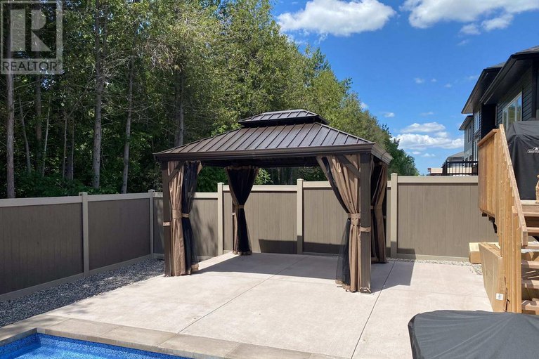 29306754/221-blackhorse-drive/north-grenville-twp-kemptville-south/north-grenville/ontario/K0G1J0_26