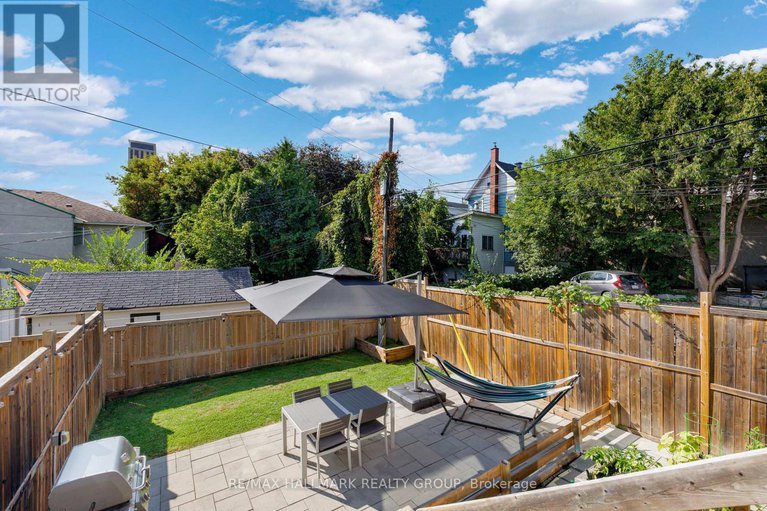 28838625/42b-young-street/west-centre-town/ottawa/ontario/K1S3H7_29