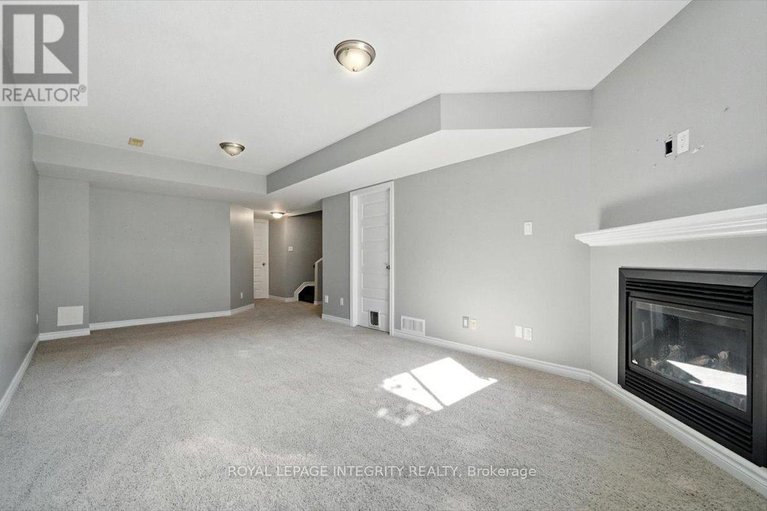 28587957/748-morningstar-way/mer-bleuebradley-estatesanderson-park/ottawa/ontario/K1W0G6_34