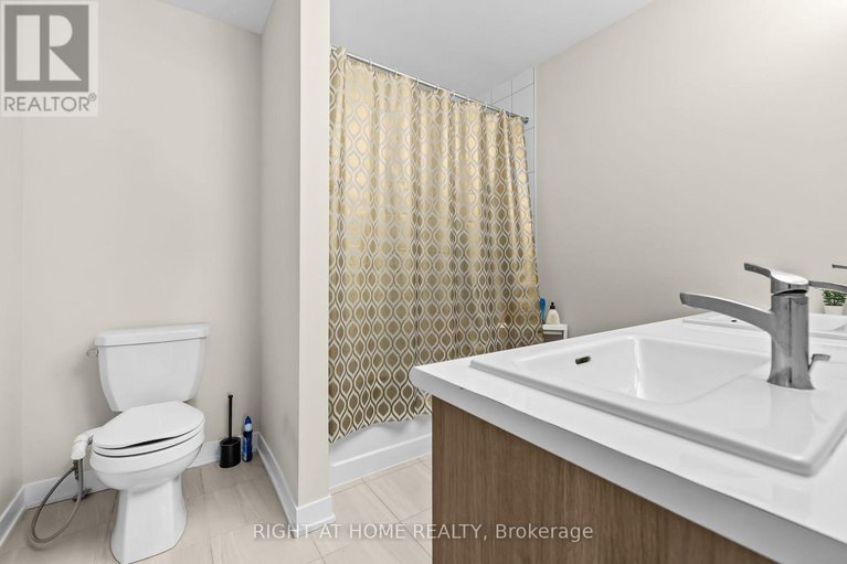 29674085/209-speckled-alder-row/half-moon-bay/ottawa/ontario/K2J7G8_15