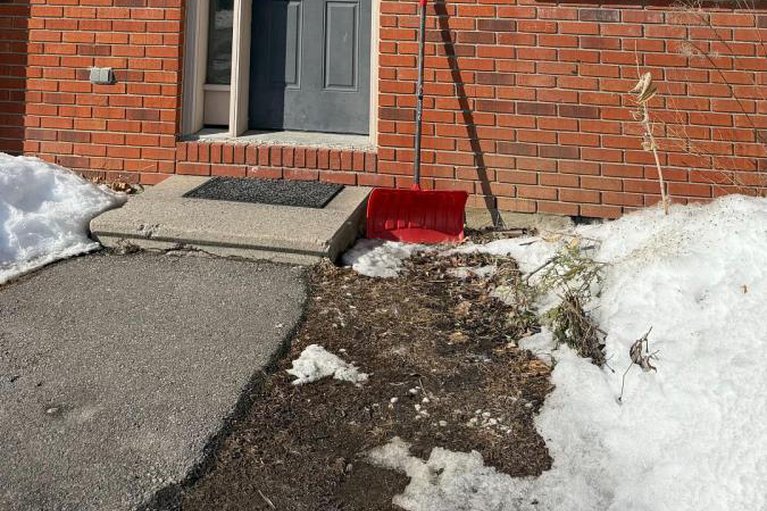 29432999/53-3111-olympic-way/blossom-parkleitrim/ottawa/ontario/K1T1Y7_2