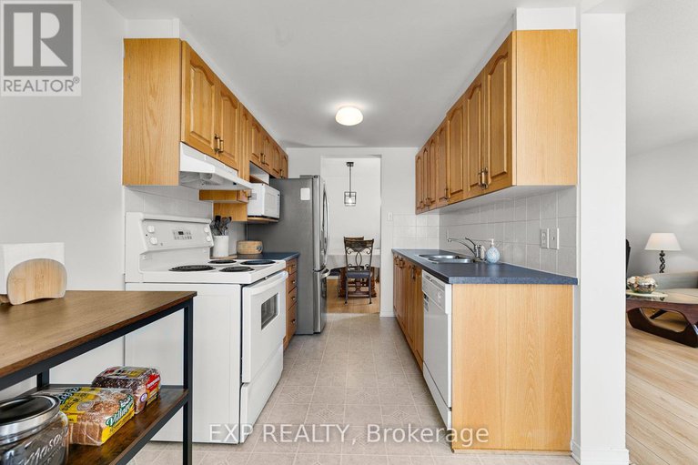 28587285/23-southpointe-avenue/longfields/ottawa/ontario/K2J4V4_24