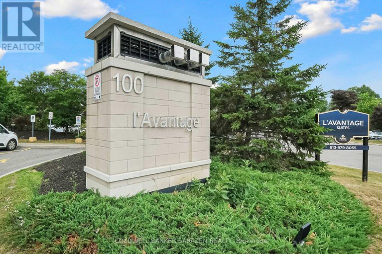 29017182/1105-100-roger-guindon-avenue/riverview-park/ottawa/ontario/K1G3Z7_3