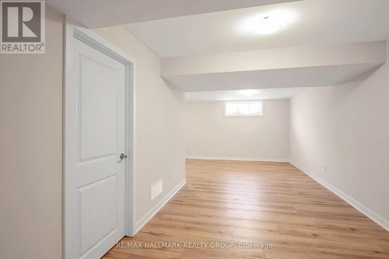 29360425/1922-hawker-private/huntley-ward-south-east/ottawa/ontario/K0A1L0_21