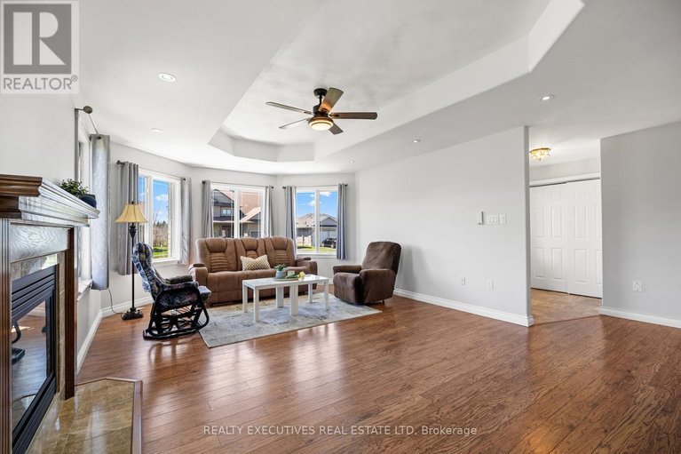 29681250/29-christie-lane/winchester/north-dundas/ontario/K0C2K0_3