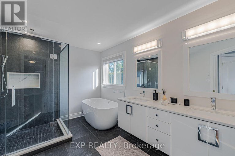 29139967/11-wellsmere-court/rideau-heightsrideau-river/ottawa/ontario/K2E8C2_37