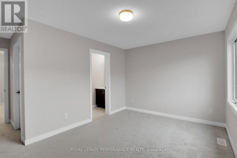 28900930/94-pizzicato-street/mer-bleuebradley-estatesanderson-park/ottawa/ontario/K1W0E1_16