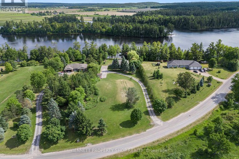 28495902/1074-mill-ridge-road/mcnabbraeside-twps/mcnabbraeside/ontario/K7S3G8_36