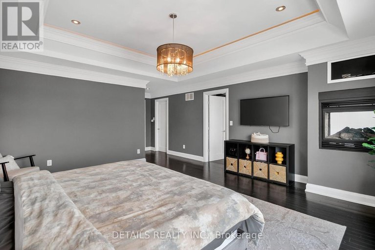 29448768/71-eleanor-drive/city-viewskylinefisher-heightsparkwood-hills/ottawa/ontario/K2E6A1_19