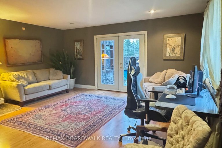 29371555/3042-dangerfield-road-e/north-grenville-twp-kemptville-south/north-grenville/ontario/K0G1J0_7