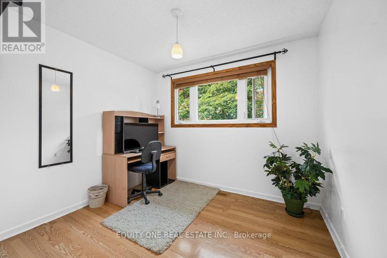 28495374/542-sirois-avenue/overbrookcastle-heights/ottawa/ontario/K1K1H4_38