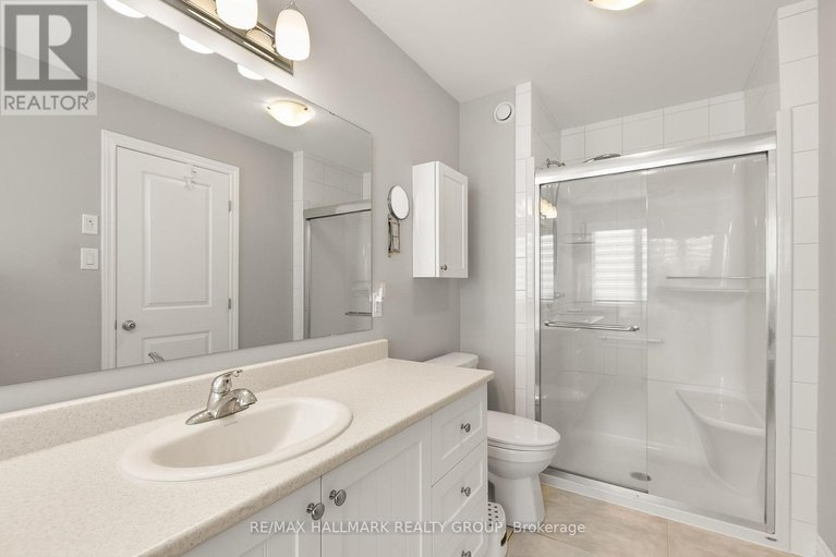 29532256/844-cedar-creek-drive/blossom-parkkemp-parkfindlay-creek/ottawa/ontario/K1T0B3_20