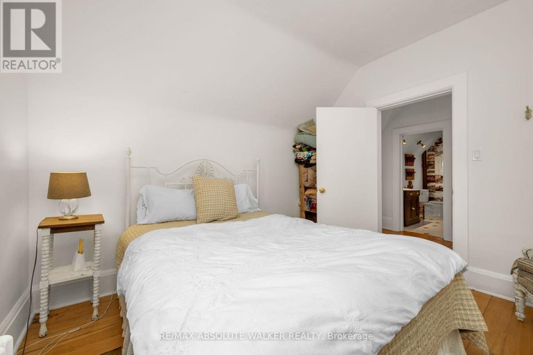 29043772/40-thomas-street/almonte/mississippi-mills/ontario/K0A1A0_25