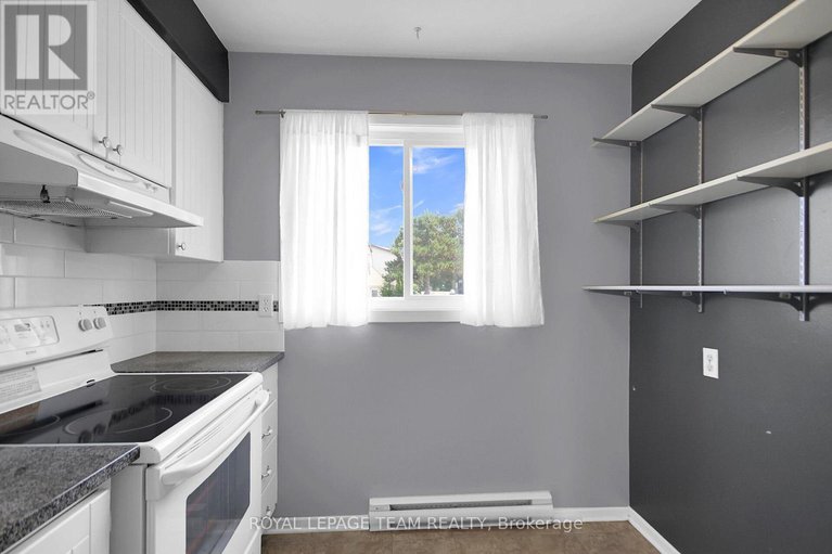 28816940/f-23-sonnet-crescent/westcliffe-estates/ottawa/ontario/K2H8W8_12